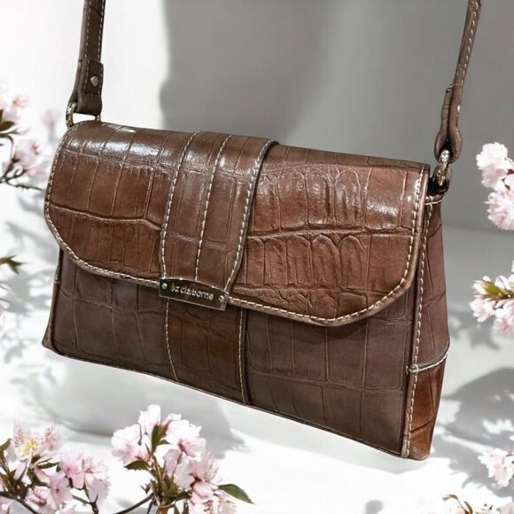 Liz Claiborne Vintage Crossbody Vegan Leather - Picture 1 of 12